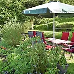Quiet Getaway Near Ilmenau